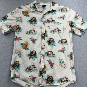 Star Wars S Regular Fit White Chewbacca Floral Cotton Short Sleeve Button-Up Sh…